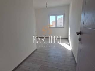 Apartman na moru, Prodaja, Povljana, Povljana