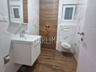 Apartman na moru, Prodaja, Povljana, Povljana