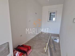 Apartman na moru, Prodaja, Povljana, Povljana