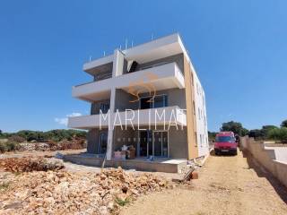 Apartman na moru, Prodaja, Kolan, Mandre