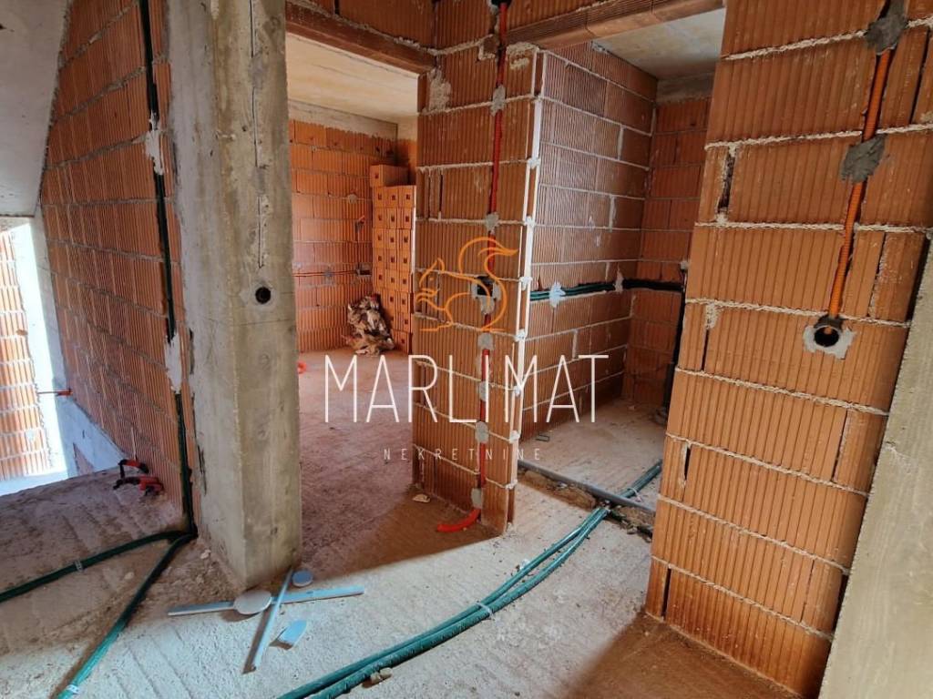 Apartman na moru, Prodaja, Kolan, Mandre