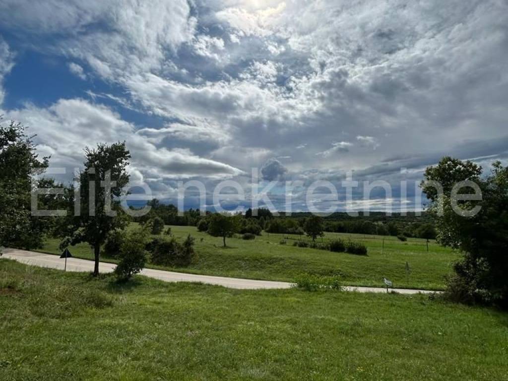 Građevinsko zemljište, Prodaja, Oprtalj, Oprtalj