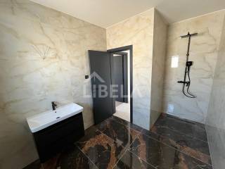 Luksuzna vila, Prodaja, Vrsi, Vrsi