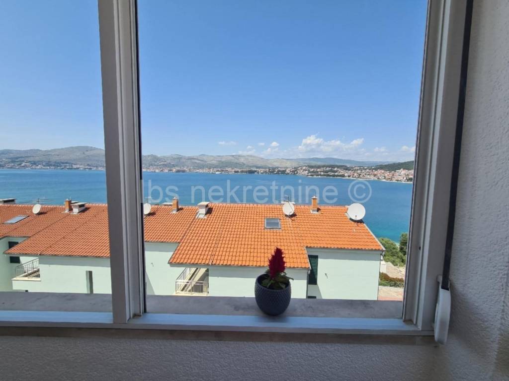 Stan u zgradi, Prodaja, Okrug, Okrug Gornji