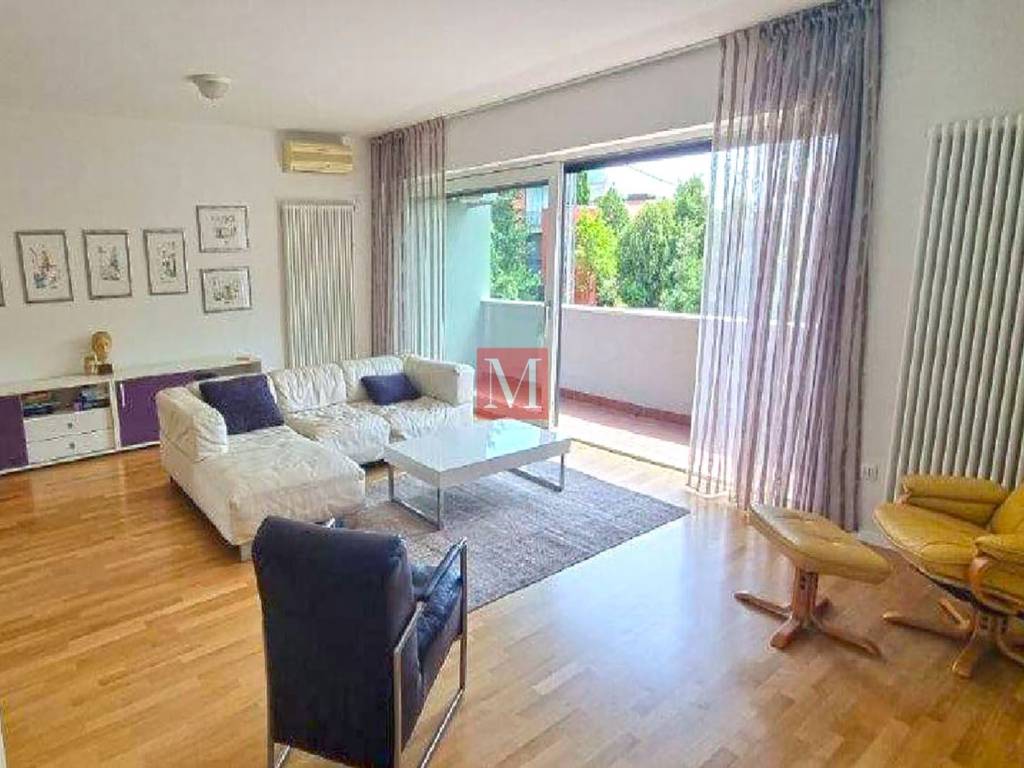 Stan u zgradi, Najam, Zagreb, Gornji Grad - Medveščak