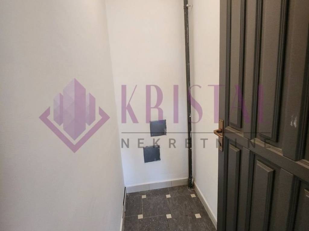 Ured, Najam, Zagreb, Črnomerec
