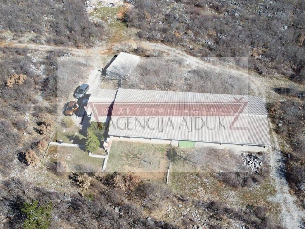 Stambeno poslovni objekt, Prodaja, Cista provo, Svib