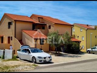 Apartman na moru, Prodaja, Kolan, Mandre