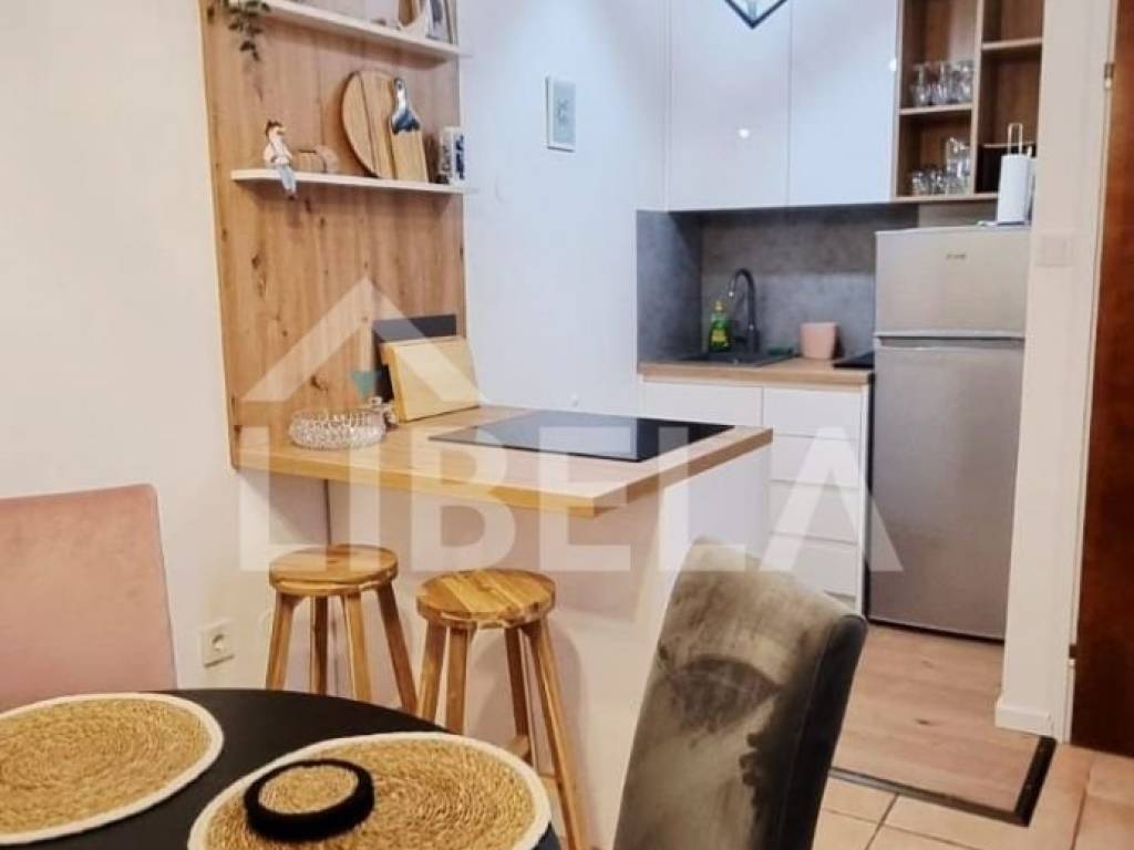 Apartman na moru, Prodaja, Kolan, Mandre