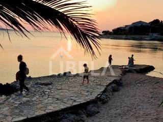 Apartman na moru, Prodaja, Kolan, Mandre