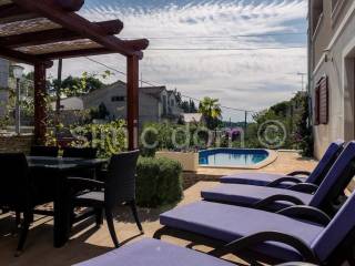 Apartman na moru, Prodaja, Milna, Milna