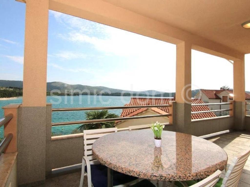 Apartmanska kuća, Prodaja, Šibenik - Okolica, Žaborić