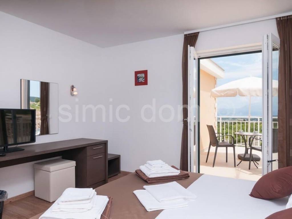 Vila, Prodaja, Supetar, Supetar