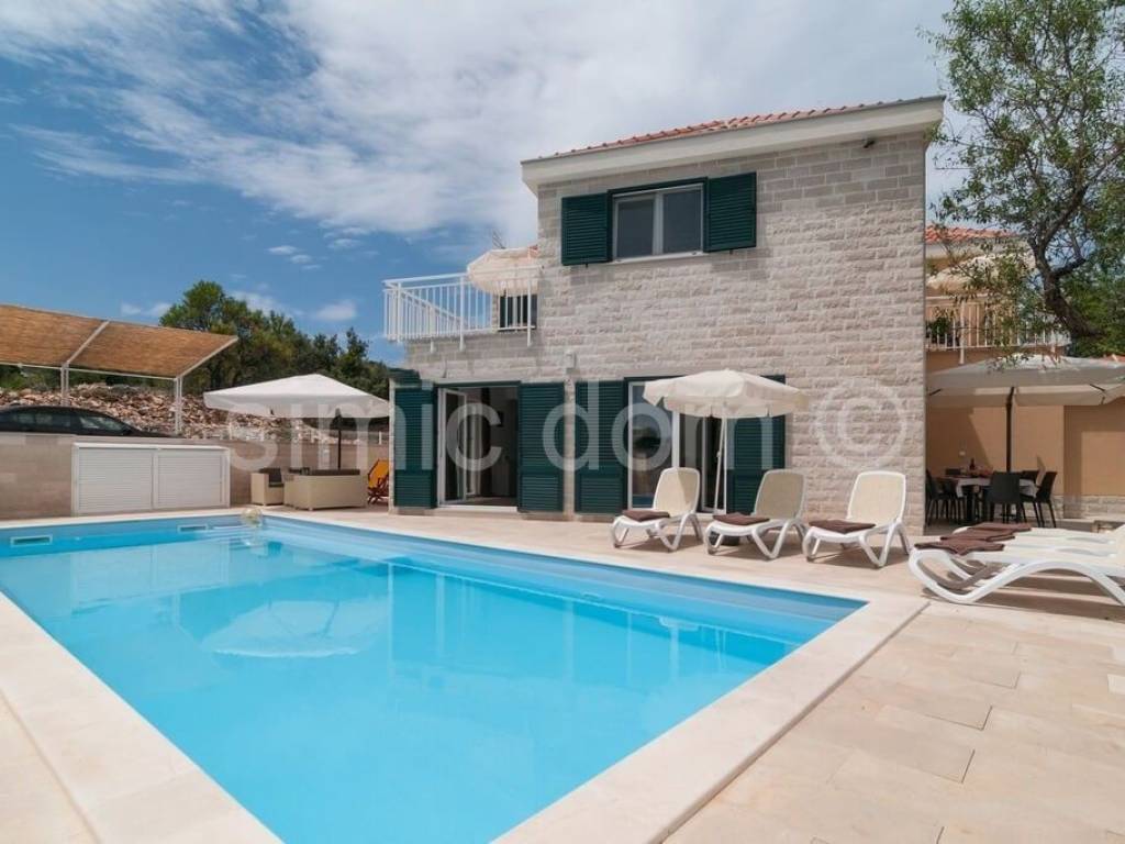 Vila, Prodaja, Supetar, Supetar