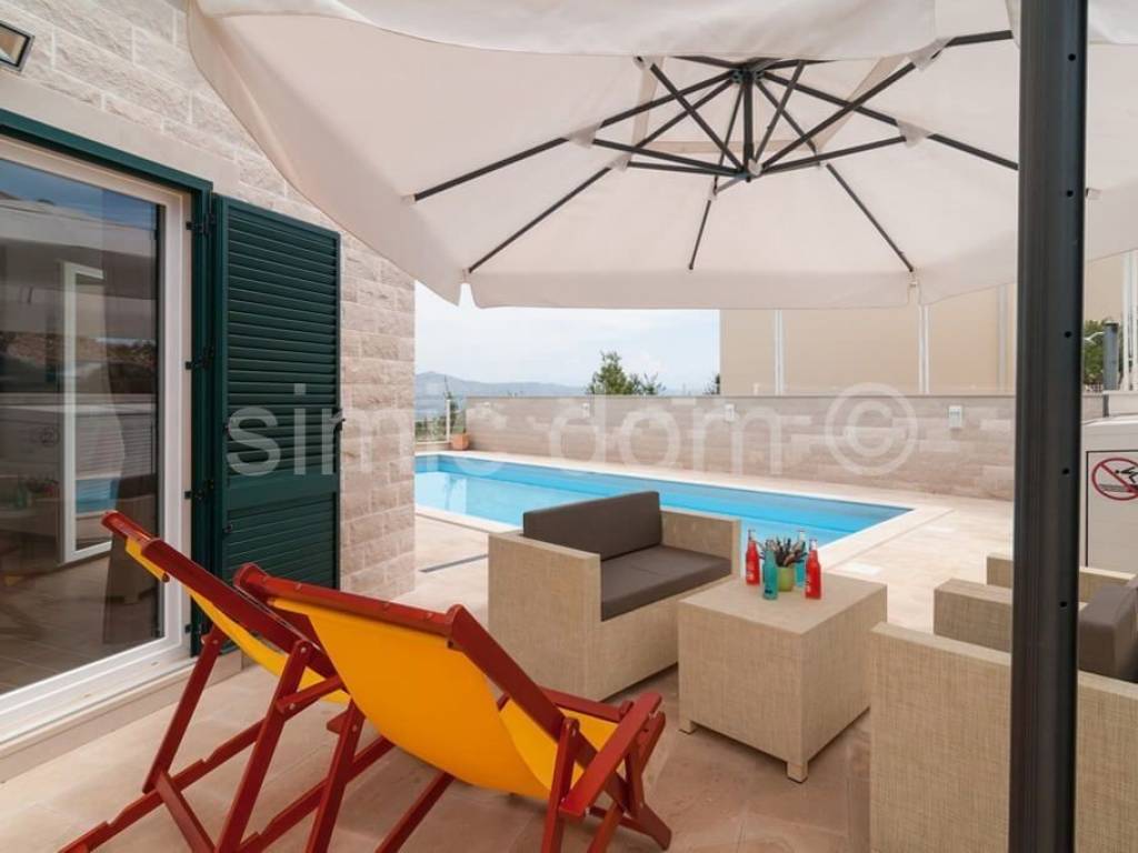 Vila, Prodaja, Supetar, Supetar