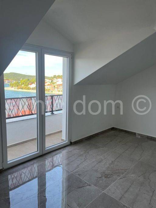 Apartman na moru, Prodaja, Tisno, Tisno