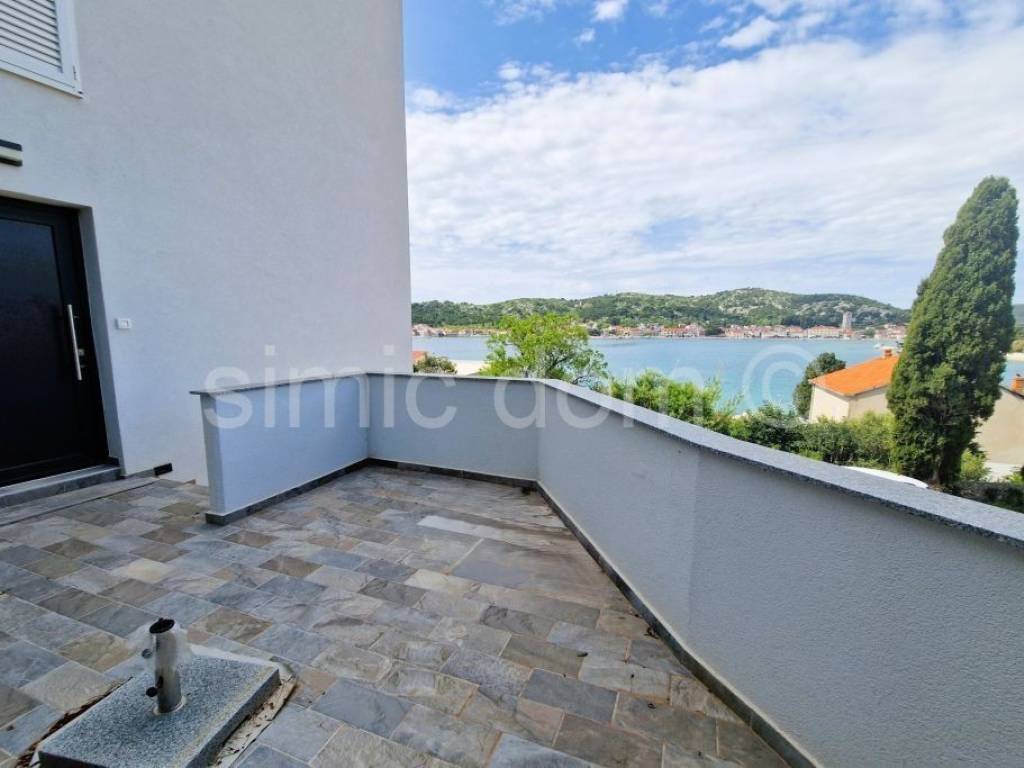 Apartman na moru, Prodaja, Tisno, Tisno