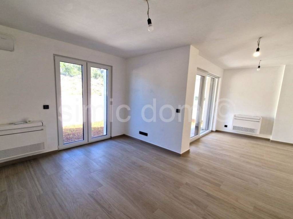 Apartman na moru, Prodaja, Murter, Murter