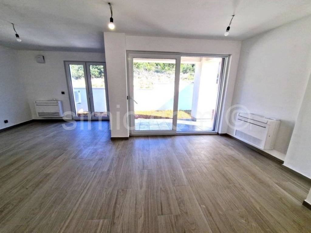 Apartman na moru, Prodaja, Murter, Murter