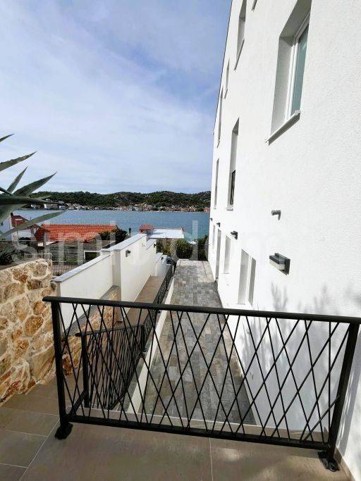 Apartman na moru, Prodaja, Tisno, Tisno