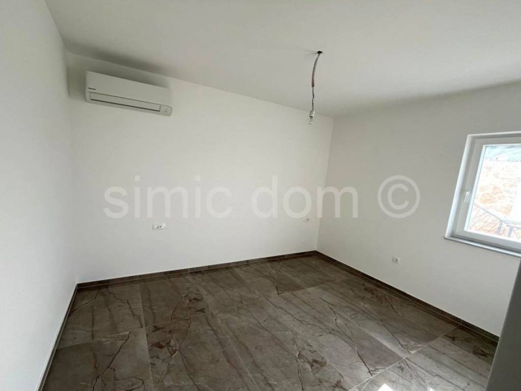 Apartman na moru, Prodaja, Tisno, Tisno