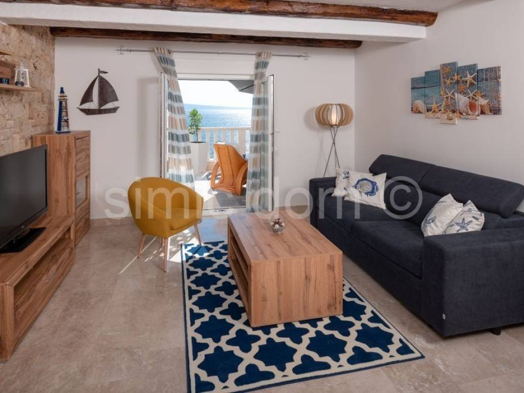 Apartmanska kuća, Prodaja, Omiš, Omiš