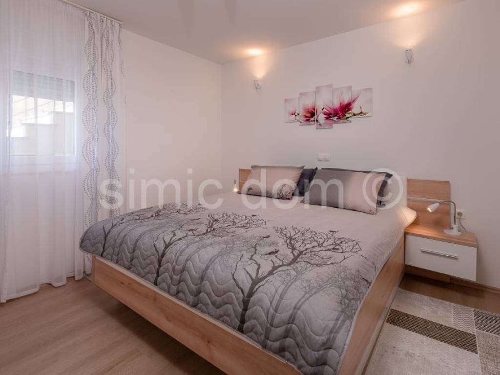 Apartmanska kuća, Prodaja, Omiš, Omiš