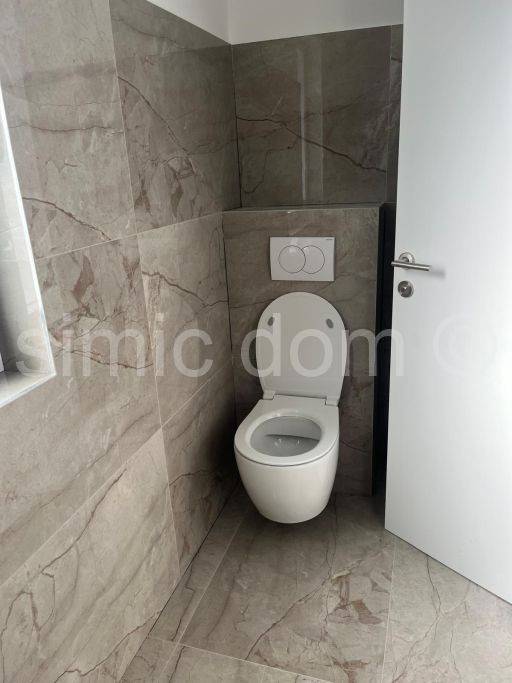 Apartman na moru, Prodaja, Tisno, Tisno