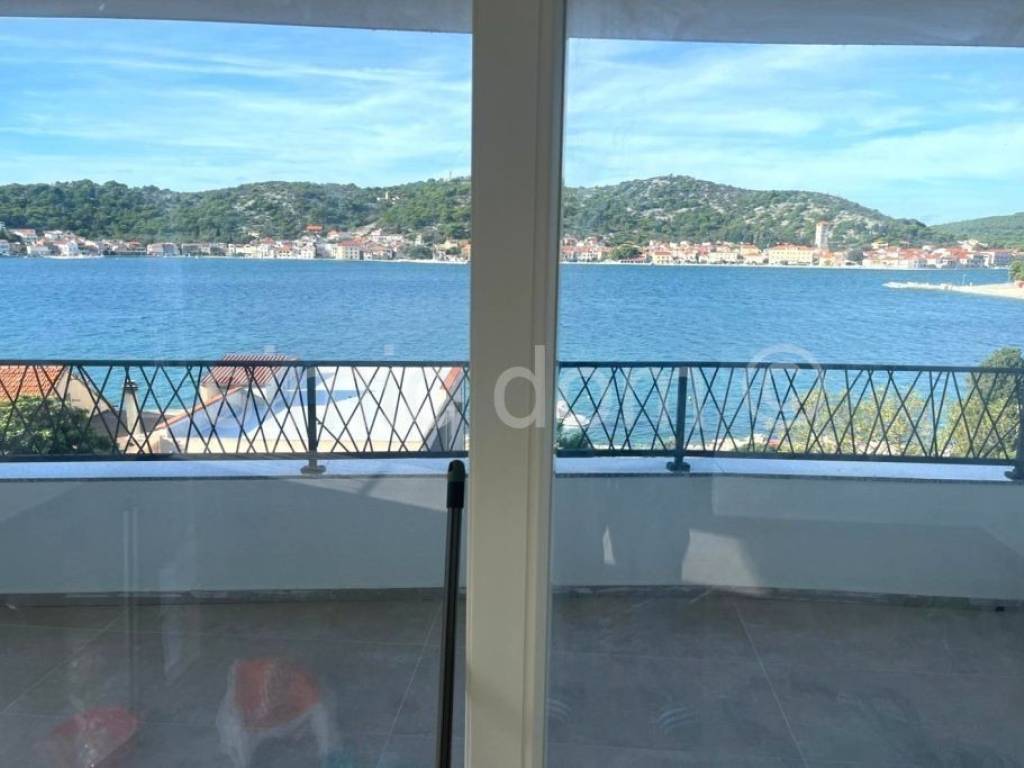 Apartman na moru, Prodaja, Tisno, Tisno