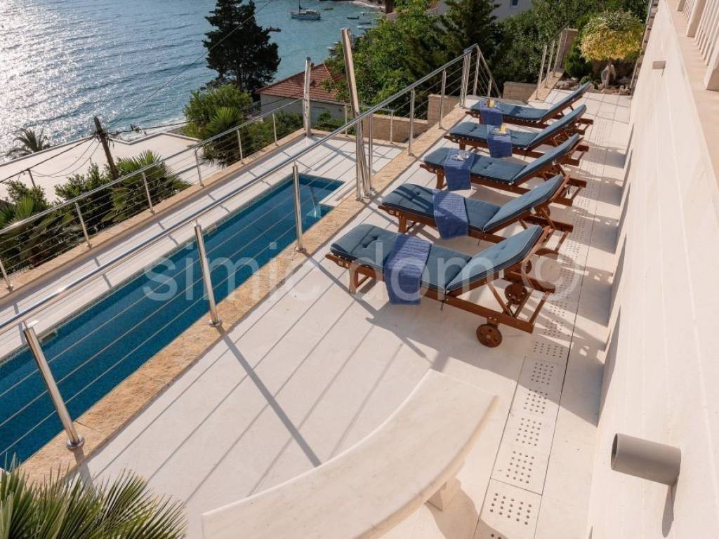 Apartmanska kuća, Prodaja, Omiš, Omiš