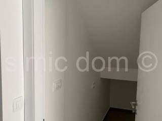 Apartman na moru, Prodaja, Tisno, Tisno