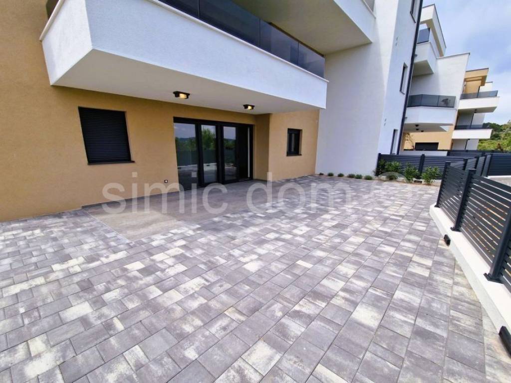 Apartman na moru, Prodaja, Murter, Murter
