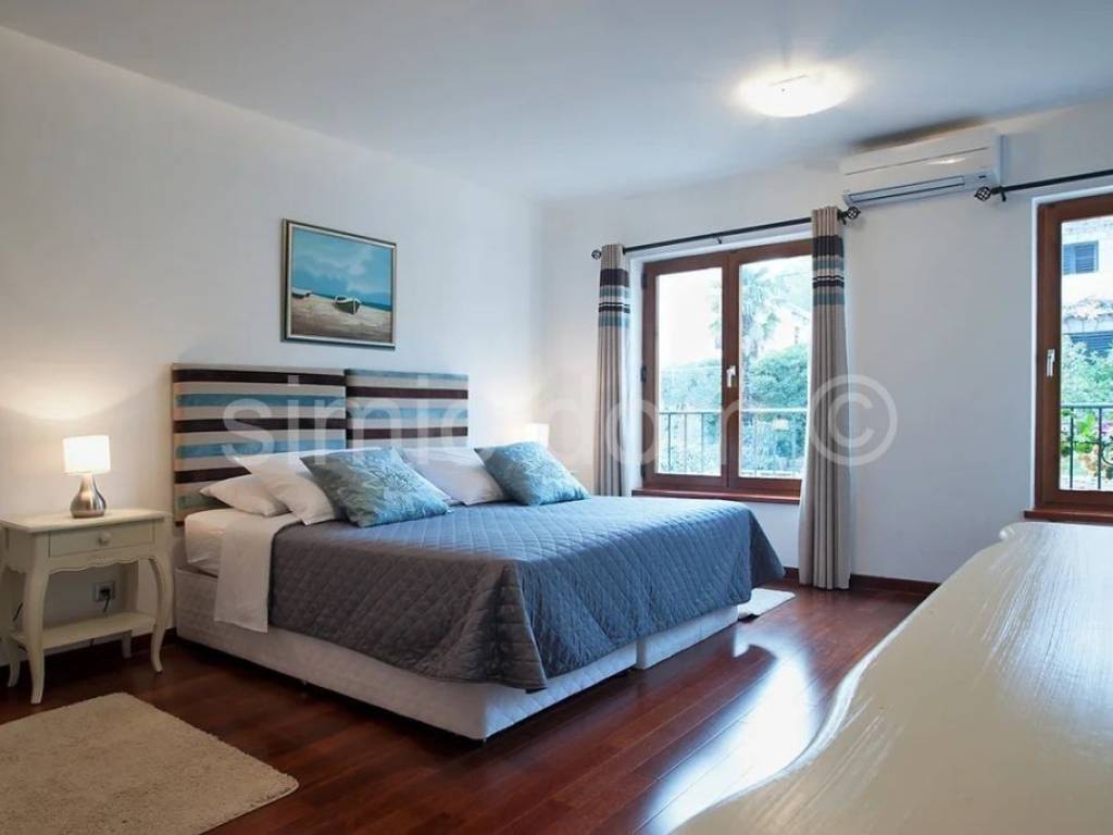 Apartman na moru, Prodaja, Milna, Milna
