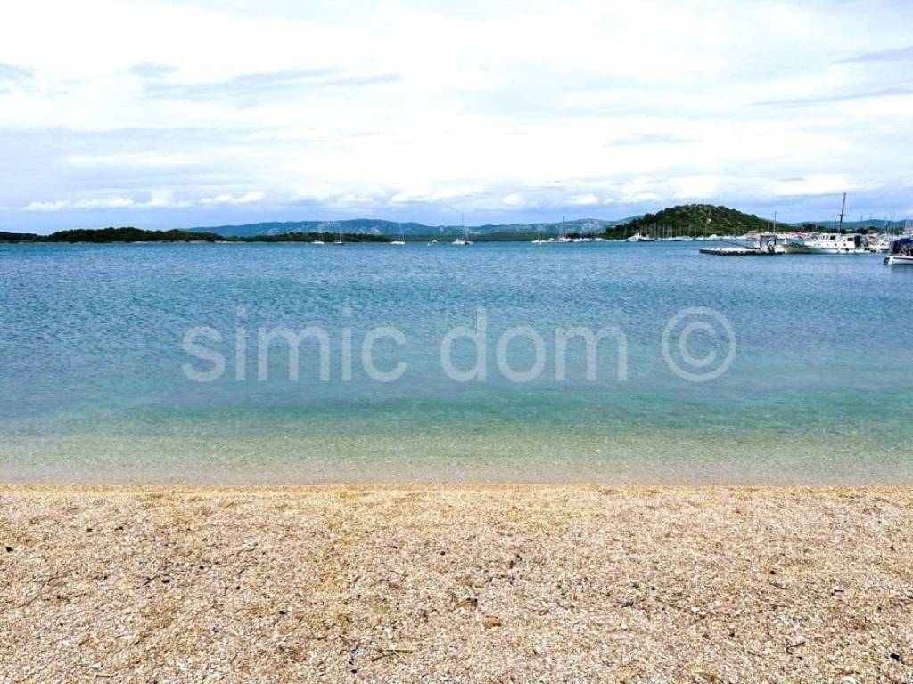 Apartman na moru, Prodaja, Murter, Murter