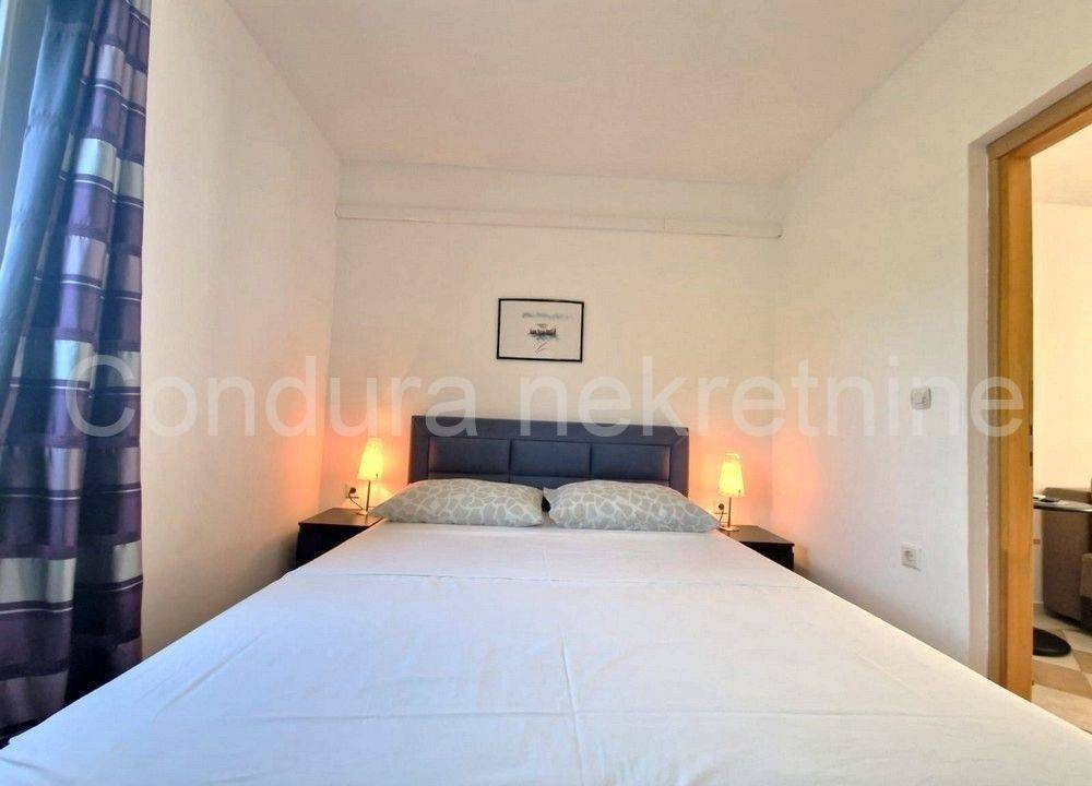 Apartman na moru, Prodaja, Vir, Vir
