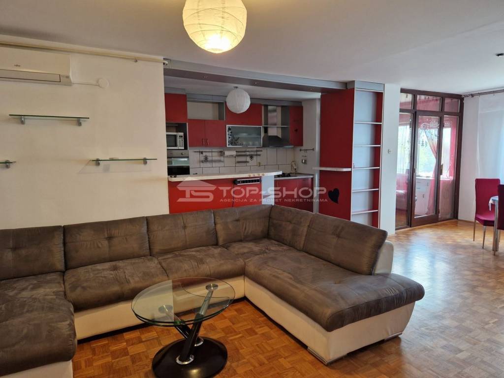 Stan u zgradi, Najam, Zagreb, Donji Grad