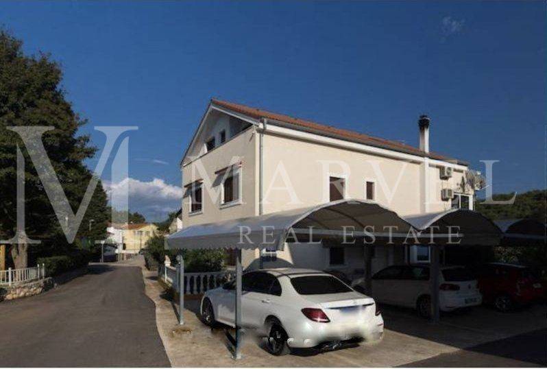 Apartman s okućnicom, Prodaja, Omišalj, Njivice