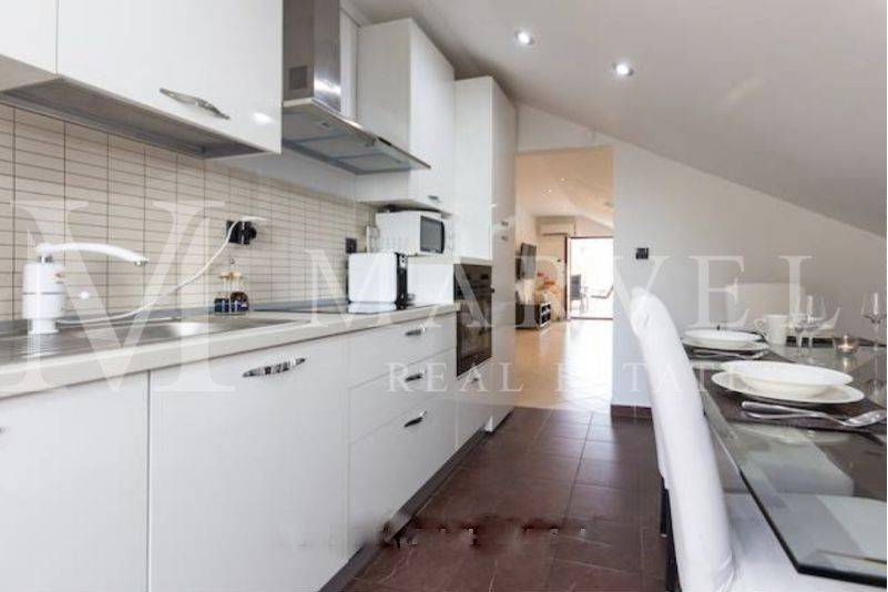 Apartman s okućnicom, Prodaja, Omišalj, Njivice