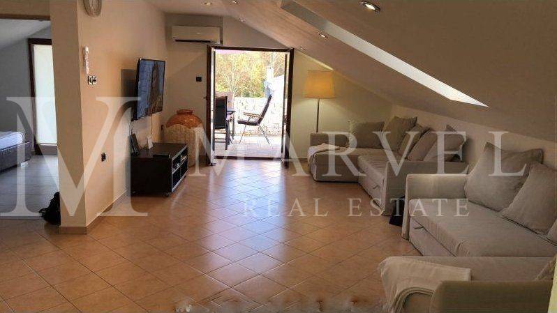 Apartman s okućnicom, Prodaja, Omišalj, Njivice