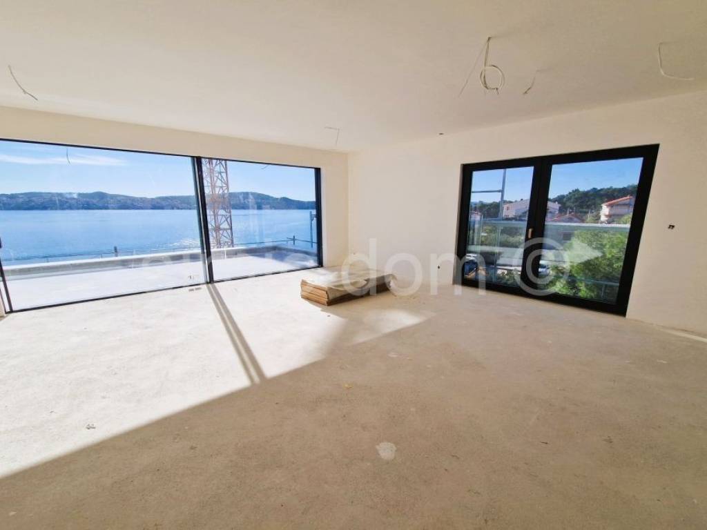 Apartman na moru, Prodaja, Trogir, Trogir
