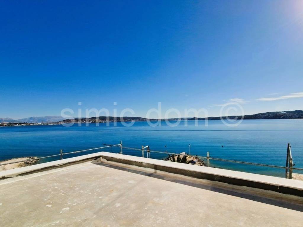 Apartman na moru, Prodaja, Trogir, Trogir