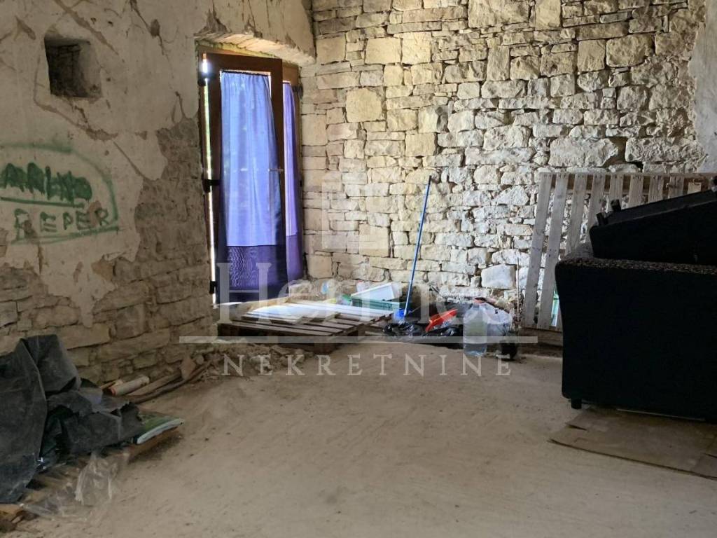Kamena kuca, Prodaja, Buje, Krasica