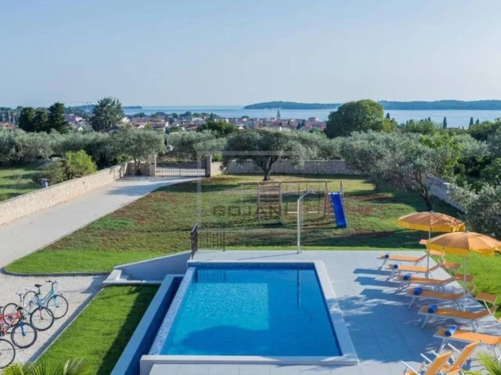 Vila, Prodaja, Fažana, Fažana