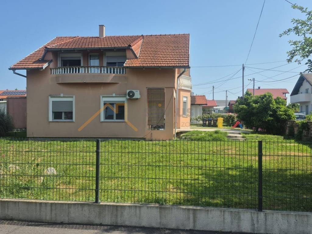 Samostojeća kuća, Prodaja, Zagreb, Sesvete
