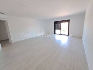 Apartman na moru, Prodaja, Privlaka, Privlaka