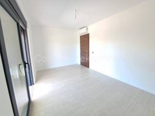 Apartman na moru, Prodaja, Privlaka, Privlaka
