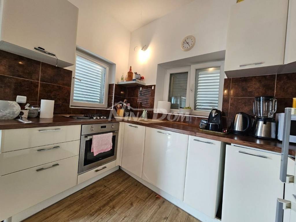 Apartmanska kuća, Prodaja, Sali, Savar