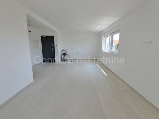 Apartman na moru, Prodaja, Privlaka, Privlaka