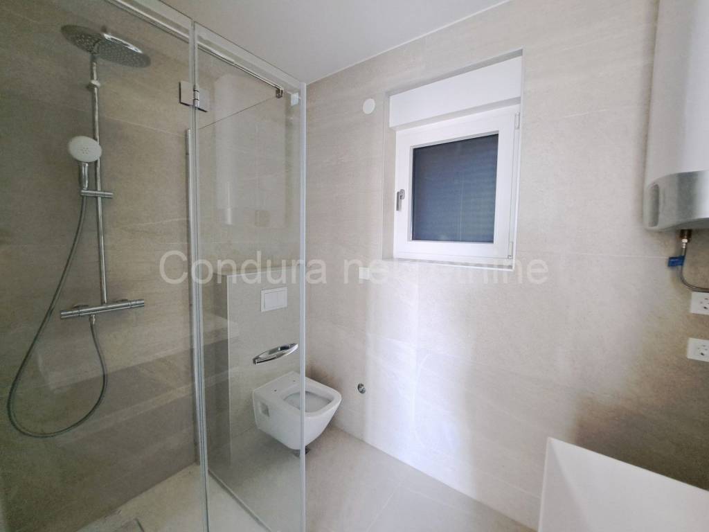 Apartman na moru, Prodaja, Privlaka, Privlaka