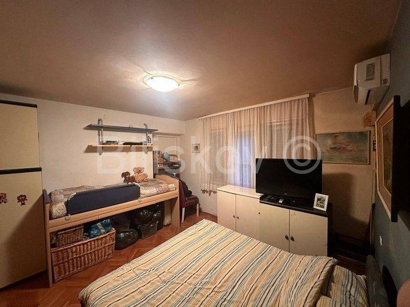 Stan u zgradi, Prodaja, Split, Split
